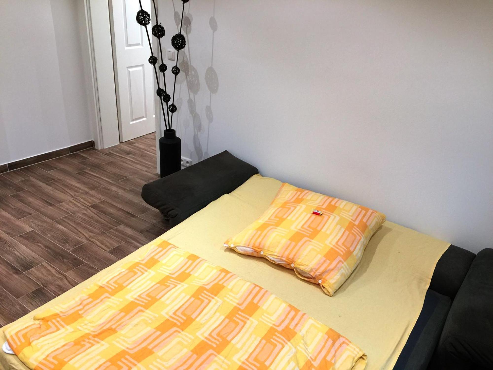 Ferienwohnungen Arp "2D" Mit Terrasse Und Parkplatz Itzehoe Exterior photo